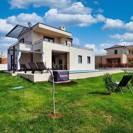 Oskar Istrien Holiday home *