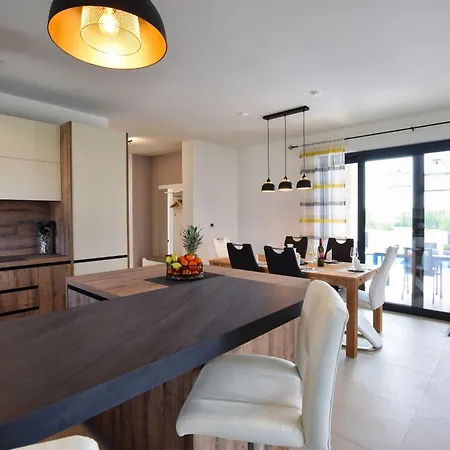 Oskar Istrien Holiday home